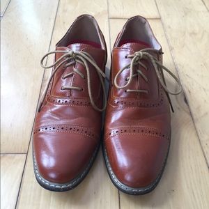 Dress shoes